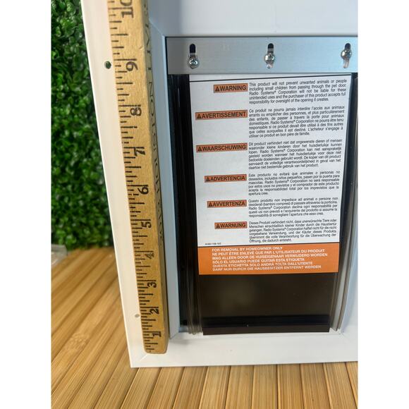 NWOB Pet Safe Wall Entry Pet Door White With Closing Panel - Picture 12 of 13